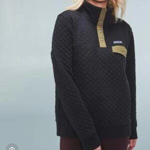 Patagonia button Quilted Sweater - Black